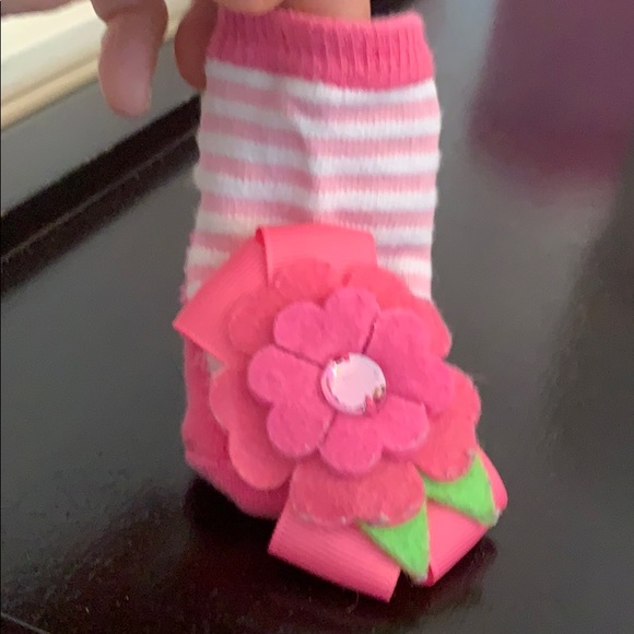 Mud Pie socks πΈππ - Picture 9 of 10